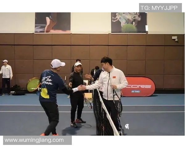 上海网球队展现灵活战术与团队协作的精彩表现分析